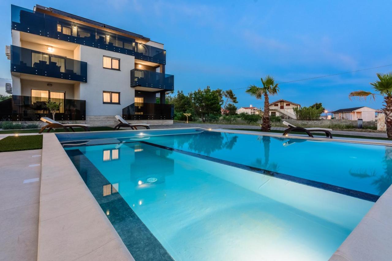 Resort Mirakul Vir Exterior photo